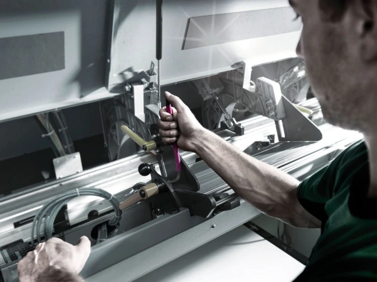 Klucz imbusowy trzpieniowy długi z kulką, metryczny 950 SPKL Multicolor Wera  - w użyciu 5