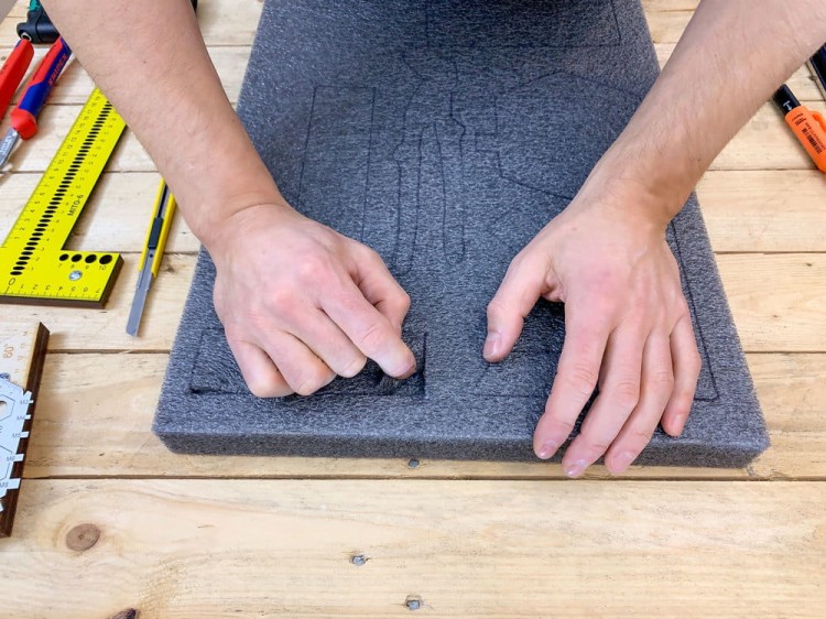 Pianka do wózków i szuflad narzędziowych 580x480 mm grafitowa LeanFoam - wycinanie kształtek