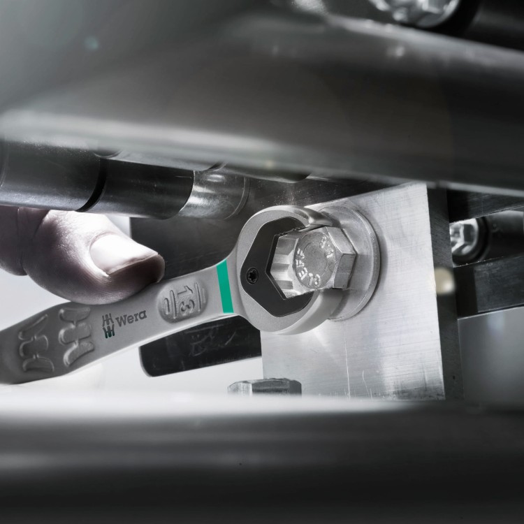 Eng_8894_farbcode_339C_quadrat_Joker (2).jpg