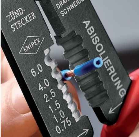 Szczypce do zagniatania  i cięcia 97 32 240 Knipex - podczas pracy 2