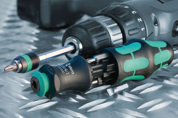 Rękojeść z uchwytem do bitów (grotów) 1/4" z magnesem + 6 bitów Wera Kraftform Kompakt 20 Tool Finder 1 - 10