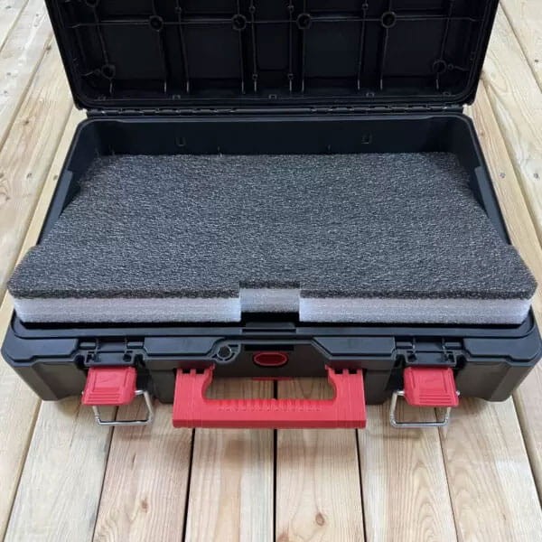 Pianka do walizki narzędziowej Milwaukee Packout LeanFoam - wyłożenie walizkibiałaą pianką