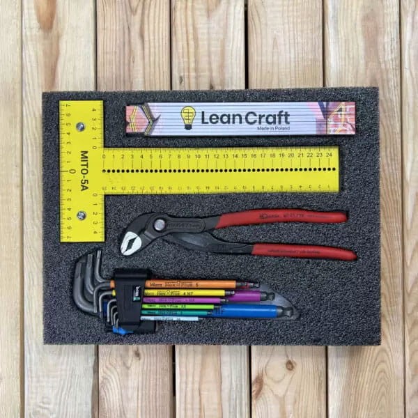 przykładowe ułożenie narzędzi w wyciętej piance pod narzdzia LeanFoam