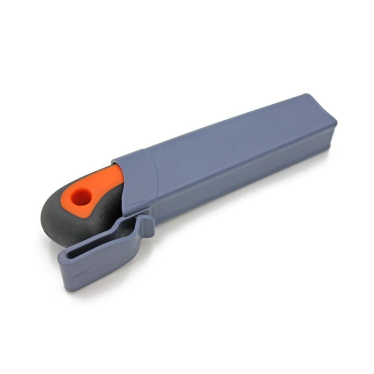 Skrobak precyzyjny z 7 ostrzami wymiennymi Edma  - w kaburze