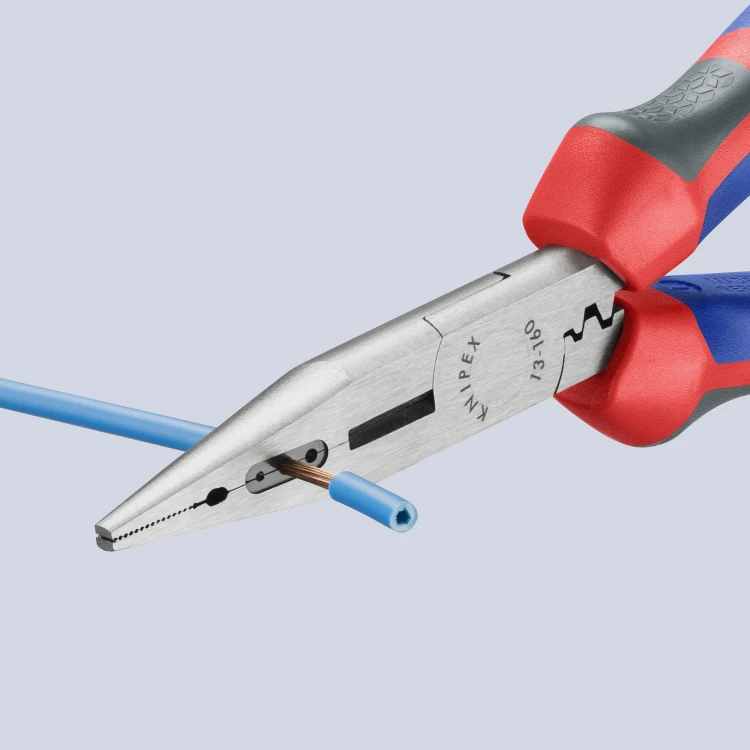 Szczypce wydłużone dla elektryków "4 w 1", rękojeści dwukomponentowe Knipex 13 02 160 - podczas pracy 1