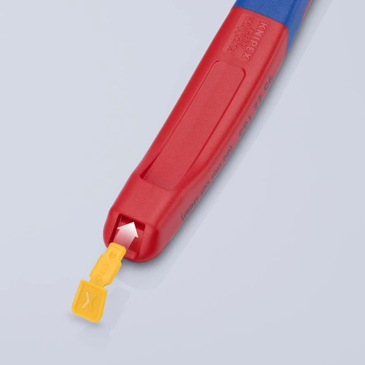 Klipsy oznaczeniowe białe ColorCode Clips Knipex 00 61 10 CW - w użyciu 3