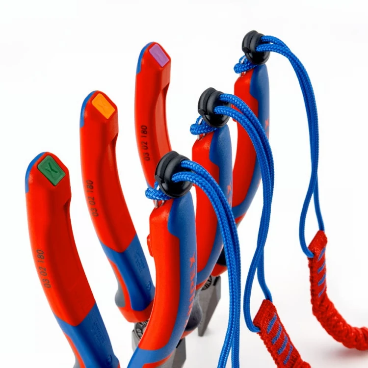 Zestaw klipsów do narzędzi TetheredTool 00 62 10 TR Knipex - w użyciu 13