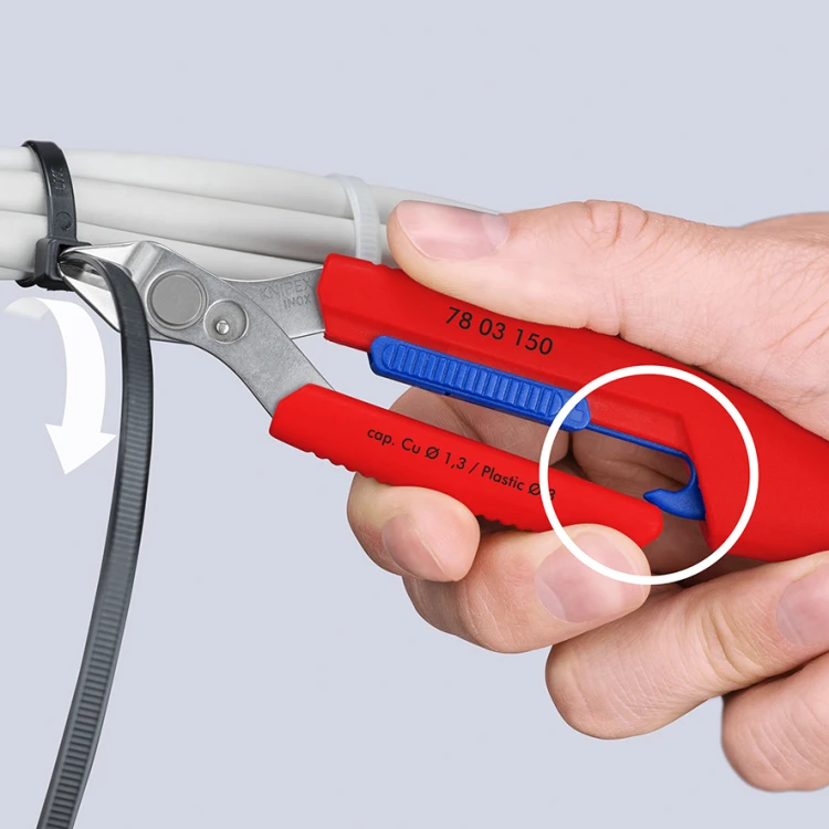 Szczypce Slim Knips do precyzyjnych prac mechanicznych Knipex 78 03 150 - w użuciu 3