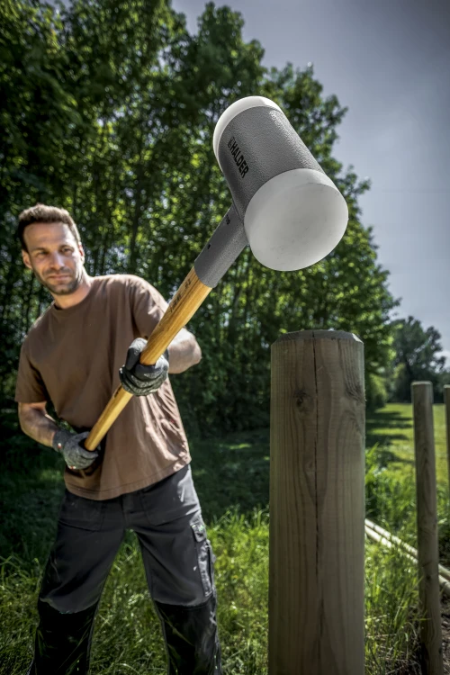 Młotek bezodrzutowy SUPERCRAFT HICKORY Halder - w użyciu 3