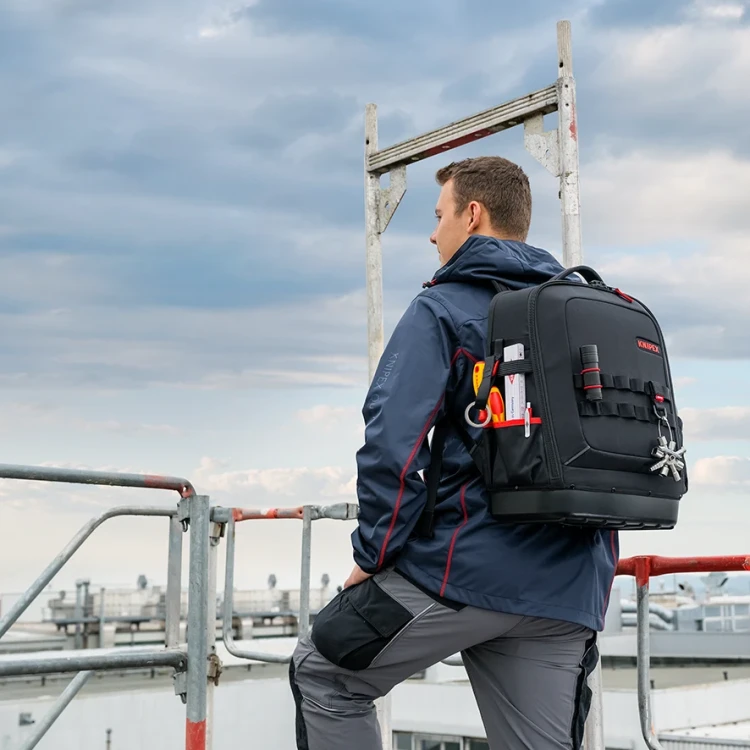 Plecak narzędziowy Modular X15 do zastosowań w branży sanitarnej z wyposażeniem Knipex 00 21 51 HK S - wygoda