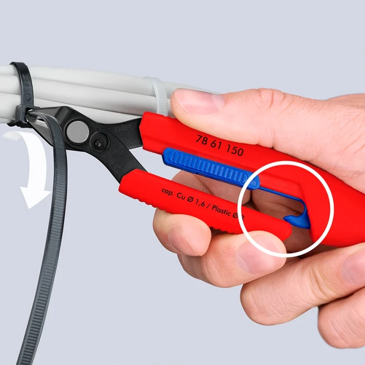 Szczypce Slim Knips do precyzyjnych prac mechanicznych Knipex 78 61 150 - w użyciu 2