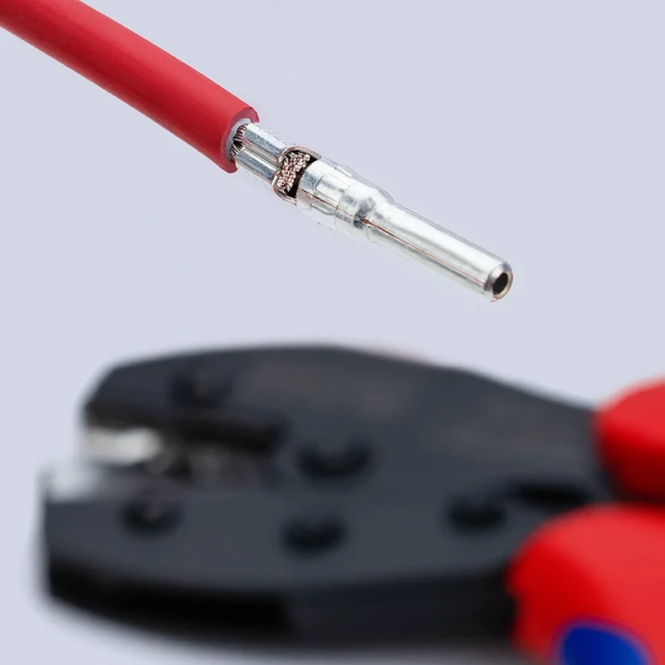 Szczypce do zagniatania złączy MC4 i MC4 EVO 2 Knipex - 4
