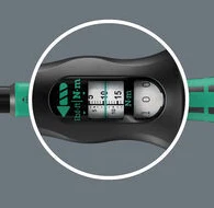 Klucz dynamometryczny Click-Torque Lock A 6, nastawny z grzechotką Wera - Łatwe ustawianie i zabezpieczanie żądanej wartości momentu obrotowego; możliwość odczytu na skali głównej i precyzyjnej