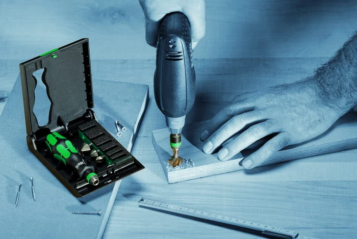 Uchwyt magnetyczny szybkomocujący do bitów (grotów i końcówek) 1/4" Rapidaptor® Wera 889/4/1 K - w użyciu