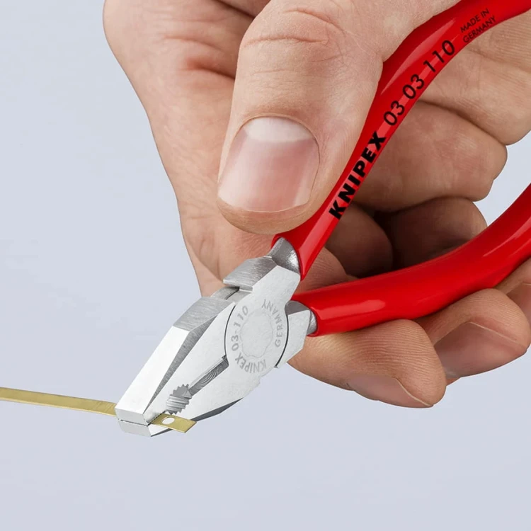 Szczypce uniwersalne miniaturowe Knipex 03 03 110 -  użyciu 3