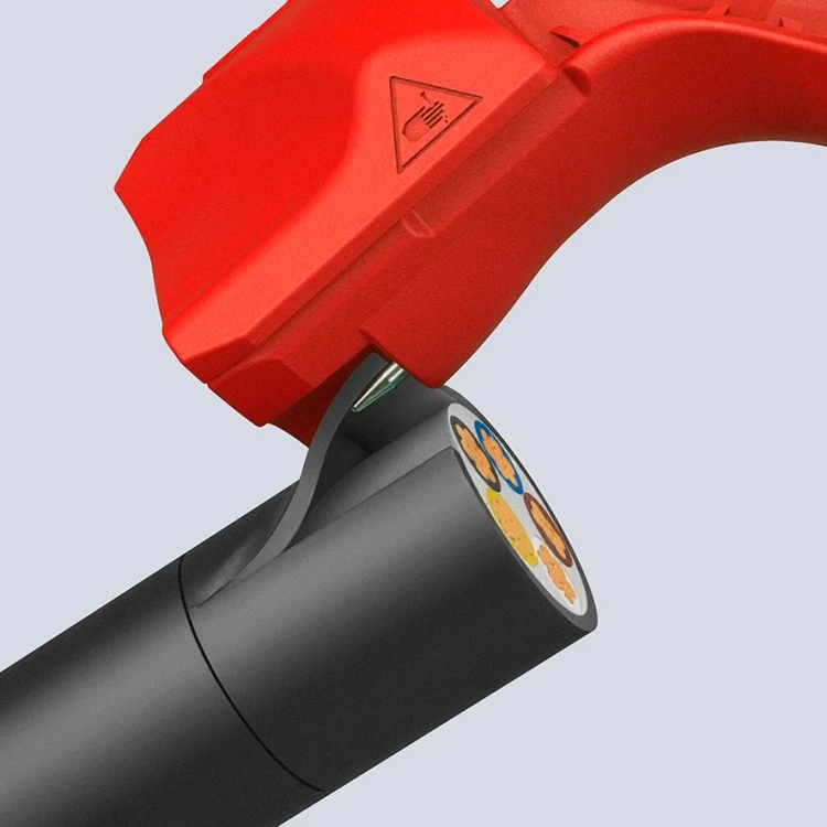 Ściągacz izolacji zewnętrznej z przewodów okrągłych śr. 12–28 mm ErgoStrip XL Knipex 16 95 11 - w użyciu 9