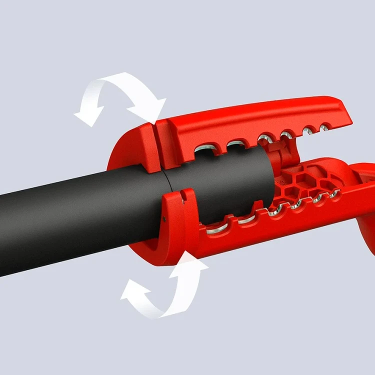 Ściągacz izolacji zewnętrznej z przewodów okrągłych śr. 12–28 mm ErgoStrip XL Knipex 16 95 11 - w użyciu 26