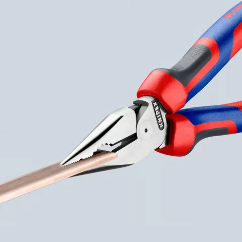 Szczypce (kombinerki) wielofunkcyjne uniwersalne ze szpiczastymi szczękami rękojeści Comfort 08 22 185 Knipex - w użyciu 2